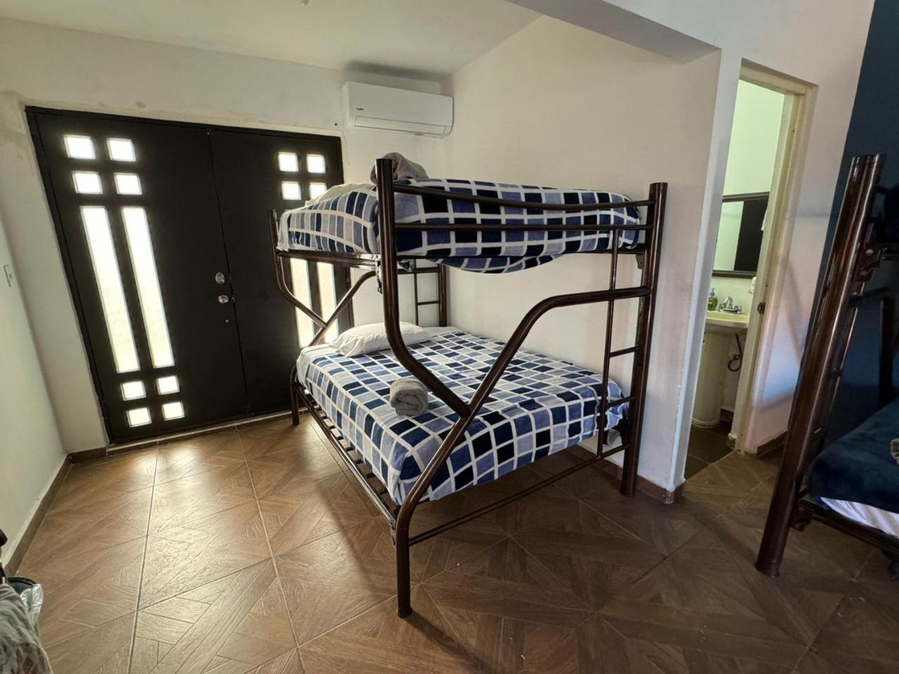 Suites Apodaca Εξωτερικό φωτογραφία