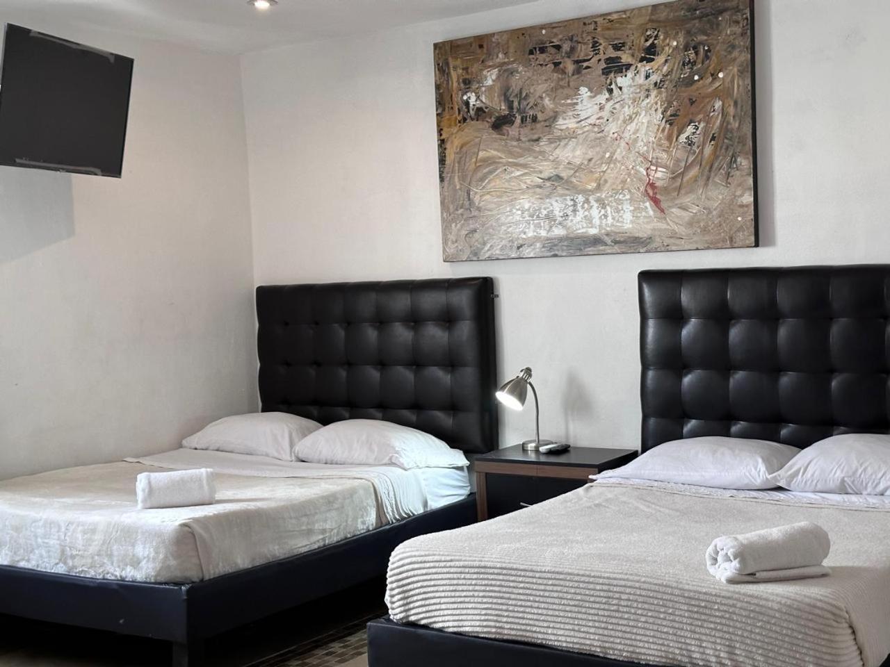 Suites Apodaca Εξωτερικό φωτογραφία